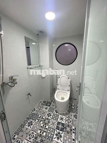 Cực hiếm !! Tập thể Tầng 2 Nguyễn Chí Thanh. DT 65m gồm 2pn, 1wc.