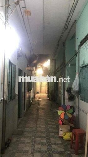 Bán nhà mặt tiền đường Lê Thị Hoa