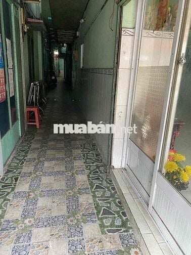 Bán nhà mặt tiền đường Lê Thị Hoa