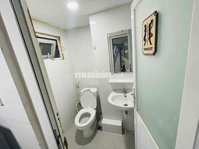 CHO THUÊ PHÒNG TRỌ CÓ GÁC NGAY ĐH KINH TẾ UEF NGAY CHỢ BÀ CHIỂU