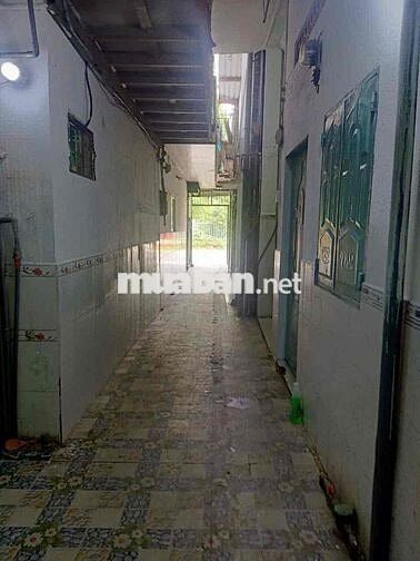 Bán nhà mặt tiền đường Lê Thị Hoa