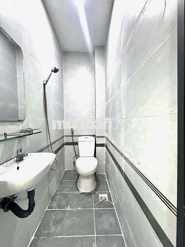 BÁN NHÀ ĐẸP 4 X 15M 3PN  LÊ VĂN KHƯƠNG HIỆP THÀNH, Q12 SHR HẺM XE HƠI