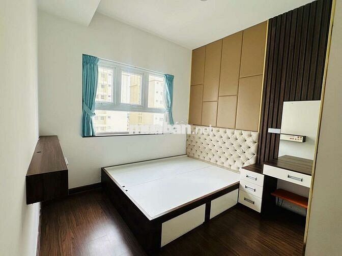 Căn 2 Phòng Ngủ Cực Thơ Ngắm Trọn Trung Tâm Thành Phố