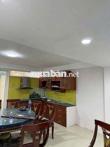 🧣Cho thuê nhà 1trệt 3lầu 4pn 5wc 1bếp DT 4,5x20 nhà đẹp