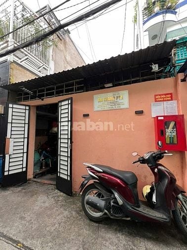 Bán nhà 90/6/11 Nguyễn Phúc Chu. P.Tân Sơn. 4.65m x 25m. Dưới 80tr/m