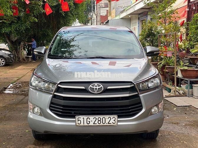 Toyota Innova 2017 2.0E - 138000 km