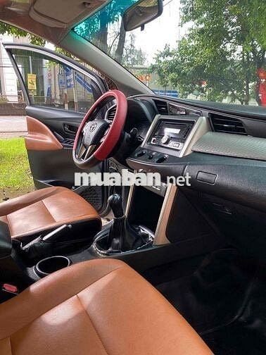 Toyota Innova 2017 2.0E - 138000 km