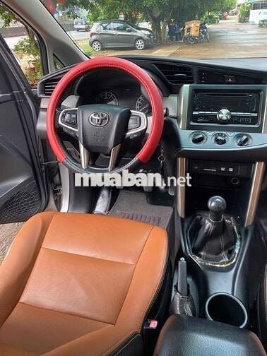 Toyota Innova 2017 2.0E - 138000 km