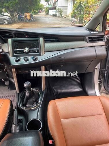 Toyota Innova 2017 2.0E - 138000 km
