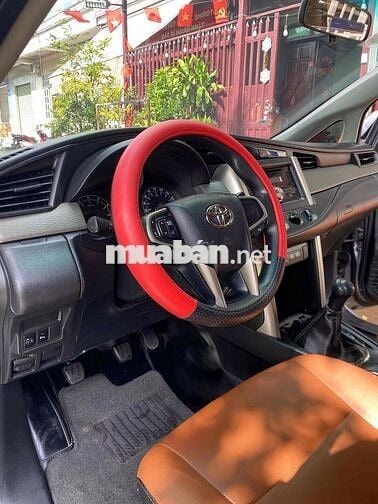 Toyota Innova 2017 2.0E - 138000 km