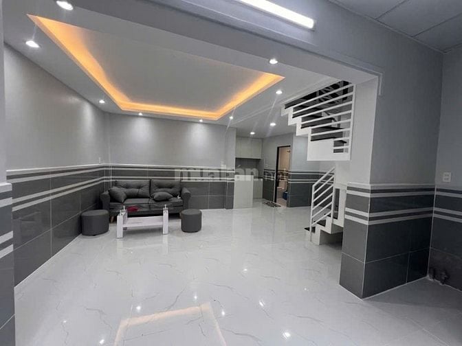 Nhà hai mặt tiền trước sau, 02 Tầng, DT 4,6x23m
