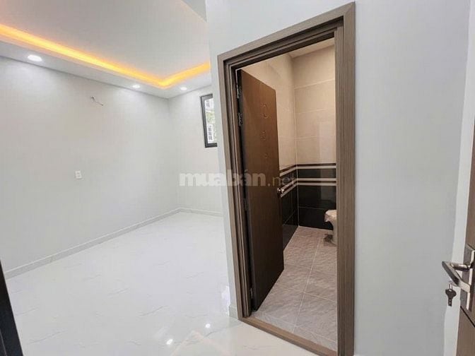 Nhà hai mặt tiền trước sau, 02 Tầng, DT 4,6x23m