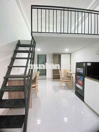 DUPLEX BAN CÔNG RỘNG, FULL NỘI THẤT, GẦN IUH, VLU, EMART