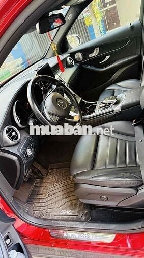 Mercedes Benz GLC Class 2020 - 50000 km