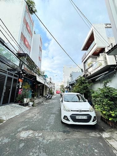Bán nhà Tân Hương, Hẻm 8m thông ô tô quay đầu, 53m2, Nhỉnh 6tỷ TL