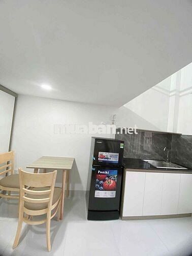 DUPLEX BAN CÔNG RỘNG, FULL NỘI THẤT, GẦN IUH, VLU, EMART