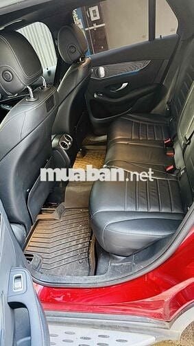 Mercedes Benz GLC Class 2020 - 50000 km