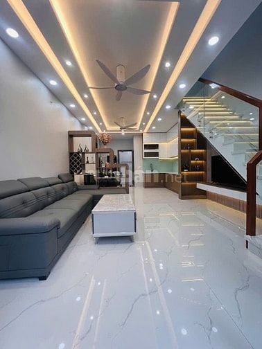 Nhà hai mặt tiền trước sau, 02 Tầng, DT 4,6x23m
