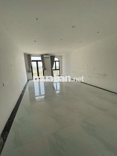 Cho thuê Shophouse 135m² full TM DH giá 35tr/tháng Vinhomes GL