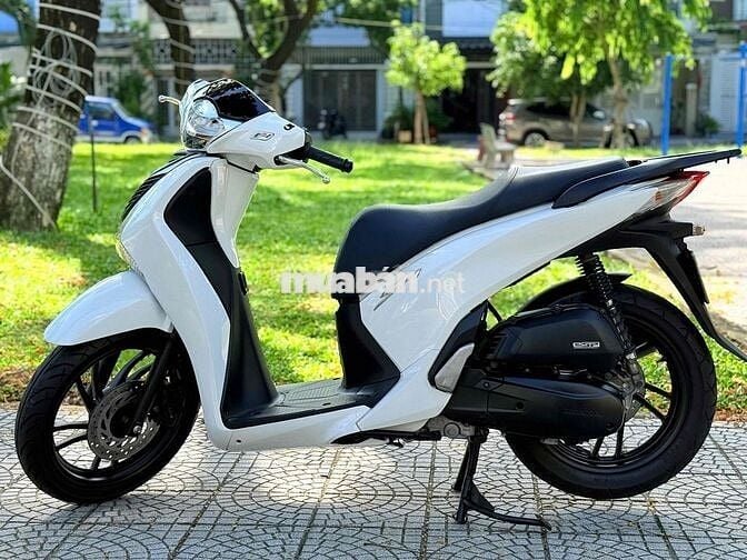 Sh 125 2015 đèn led. nợ xấu đưa 12tr lấy xe