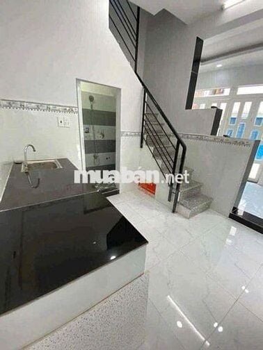 Cho thuê nhà nguyên căn hẻm 485 Huỳnh Tấn Phát