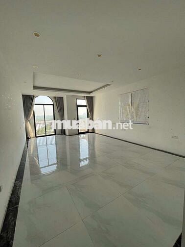 Cho thuê Shophouse 135m² full TM DH giá 35tr/tháng Vinhomes GL