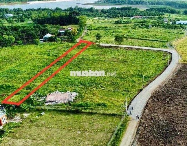 lô đất full hồng qh dân cư 10x140m . thổ cư 80m2 . cạnh hồ Suối Môn