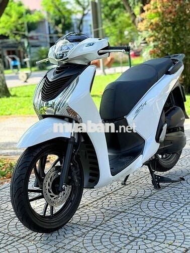 Sh 125 2015 đèn led. nợ xấu đưa 12tr lấy xe