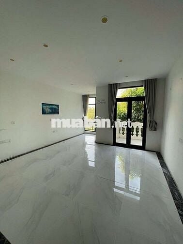 Cho thuê Shophouse 135m² full TM DH giá 35tr/tháng Vinhomes GL