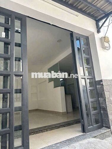 Em pass lại nhà thuê Quang Trung p8 dt 6x7m 1 lầu