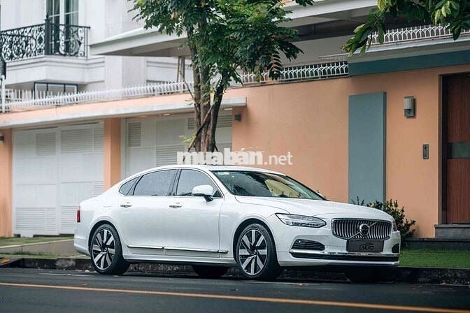 Volvo S90 2024 không khác xe mới- Trả trước 700tr