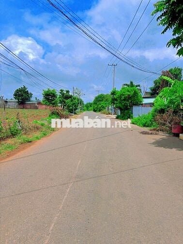 SIÊU HIẾM, LÔ ĐẤT ĐẦU ĐƯỜNG KDC, ĐỐI DIỆN CHUNG CƯ 9 TẦNG ĐANH XÂY