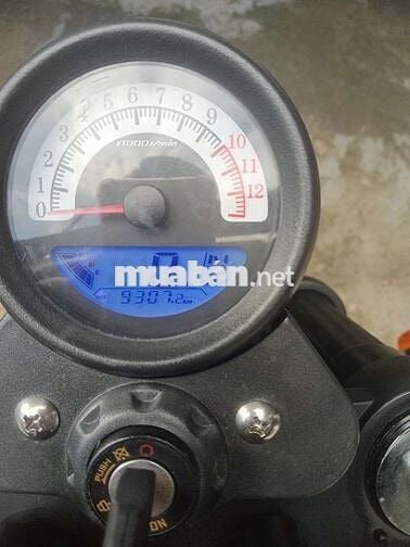Bán xe GPX LEGEND 200CC,2020.BS HCM.BAO CÔNG CHỨNG