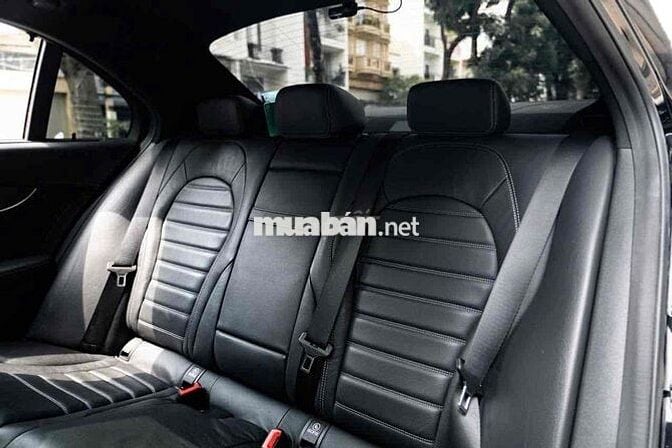 Mercedes C300 AMG Đklđ 2020- trả trước 350