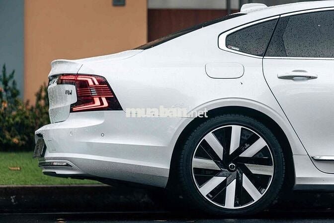 Volvo S90 2024 không khác xe mới- Trả trước 700tr