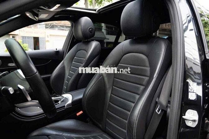 Mercedes C300 AMG Đklđ 2020- trả trước 350