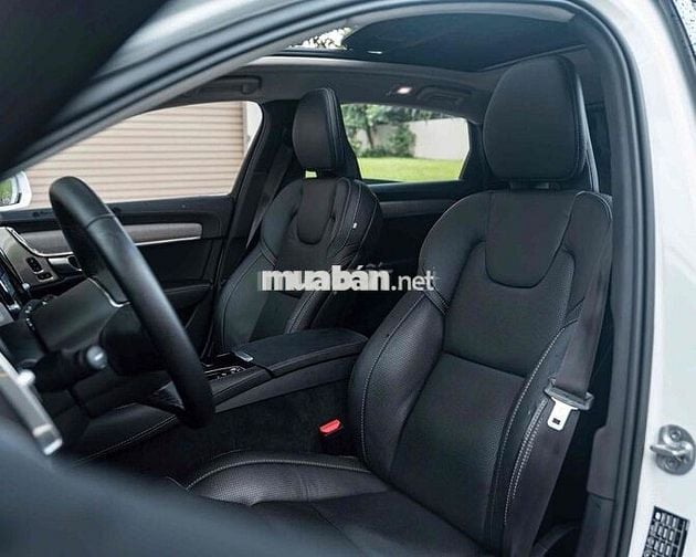 Volvo S90 2024 không khác xe mới- Trả trước 700tr