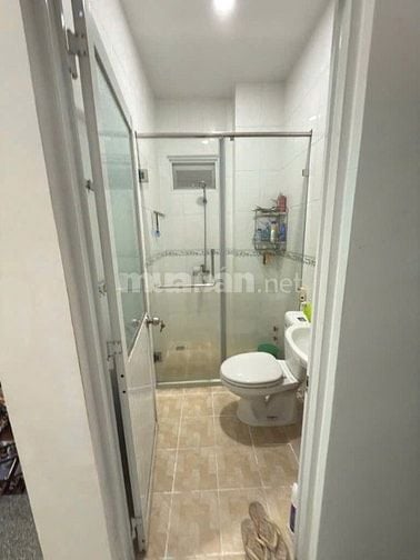 Bán gấp nhà 4PN Trần Bình Trọng Q5, giá 3,15, (60,7m2), hẻm oto 5m.