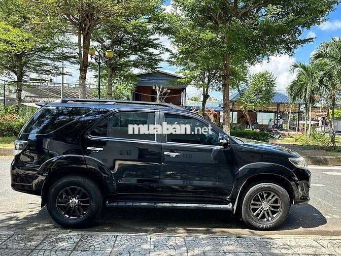 Toyota Fortuner 2015 2.7V 4x4 - 170000 km