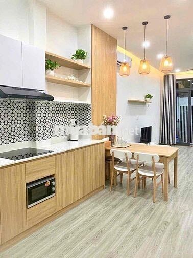 GẦN TTTM GIGAMAL NHÀ DTSD 120M SÂN Ô TÔ 2PN 3WC FULL NỘI THẤT CAO CẤP