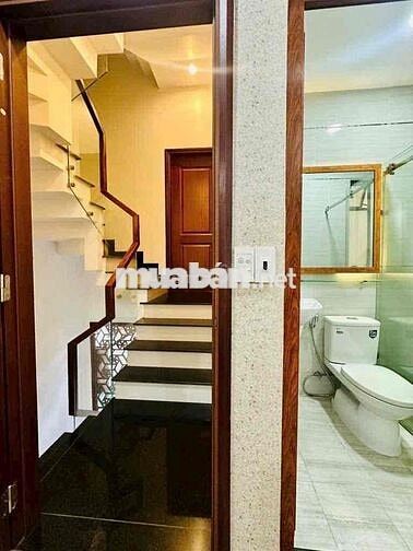 *** 1 CĂN ĐANG KD HOMESTAY NGAY ĐƯỜNG PHAN NGỮ,QUẬN 1.GIÁ:7tỷ610