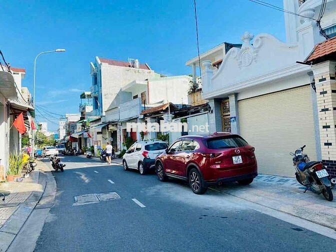 bán đất gần biển xây khách sạn