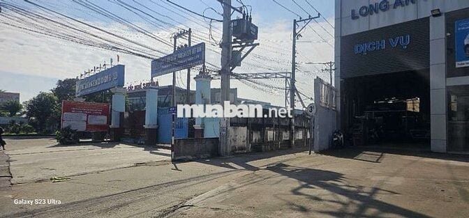 🍂Đất thổ+lúa dt 752m có 400thổ.giá 5tỷ5 mặt tiền xe tải.kp9 bến lức