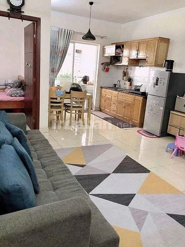 C/C Thái An 2, Nguyễn Văn Quá, Q12: 3p ngủ, 100m2, 9tr/tháng, ban công