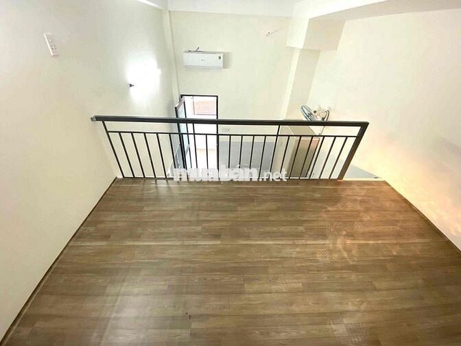 Phòng Lớn Cửa Sổ Mặt Tiền 35m2 Gác k Đụng Đầu full nội thất