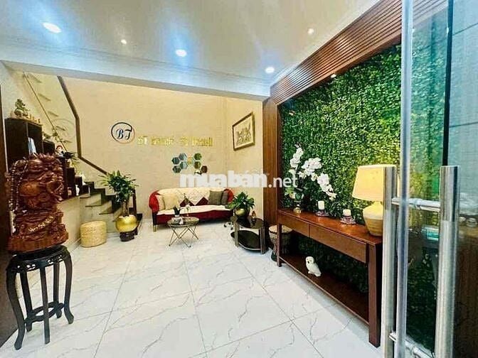 *** 1 CĂN ĐANG KD HOMESTAY NGAY ĐƯỜNG PHAN NGỮ,QUẬN 1.GIÁ:7tỷ610
