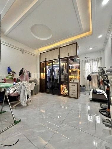 Nhà mới Duy Tân, Phú Nhuận. 3 tầng. Giá 2,780 tỷ.Giao Nguyễn Văn Trỗi