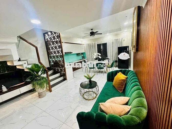*** 1 CĂN ĐANG KD HOMESTAY NGAY ĐƯỜNG PHAN NGỮ,QUẬN 1.GIÁ:7tỷ610