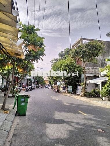 Bán gấp căn nhà mặt tiền đường Tô hiệu  trung tâm quận Liên chiểu Đ N
