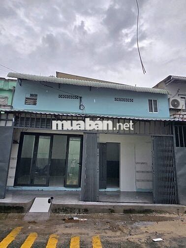 Bán nhà mặt tiền  Đông Thạnh 1-4 , Xã Đông Thạnh,sửa mới 99%
